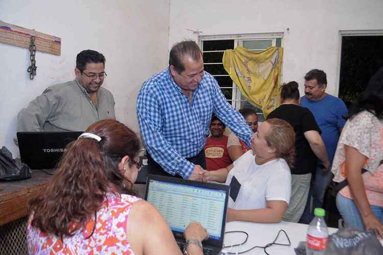 Llevarán “Mis Lentes” a la Burócratas