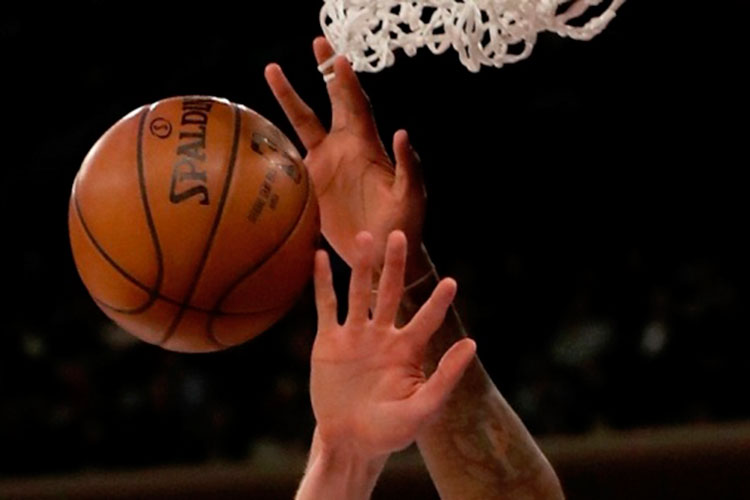 Warriors vencen a Jazz y se adelantan 2-0 en playoffs de la NBA
