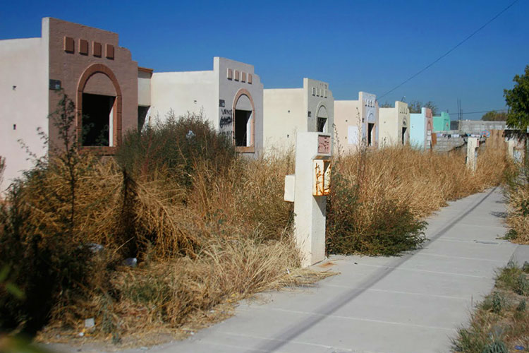 Cocina INFONAVIT renta de casas abandonadas