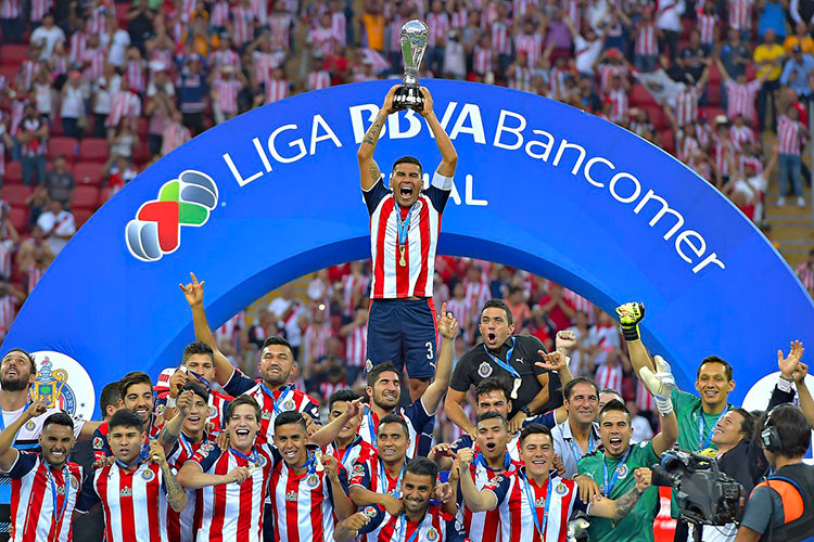 ¡Chivas es campeón!