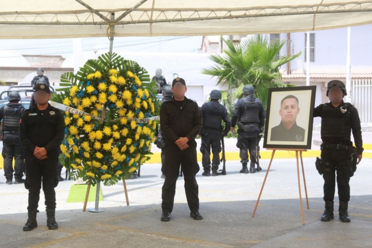 Despiden a Policía fallecido en Reynosa; 25 muertos en 9 días