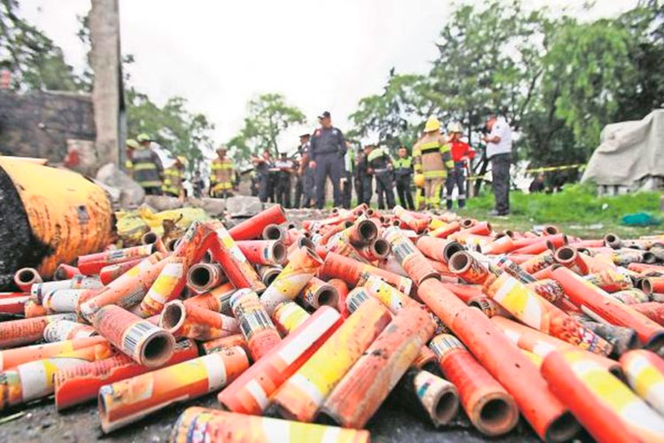 Explosión de almacén de pirotecnia en Puebla