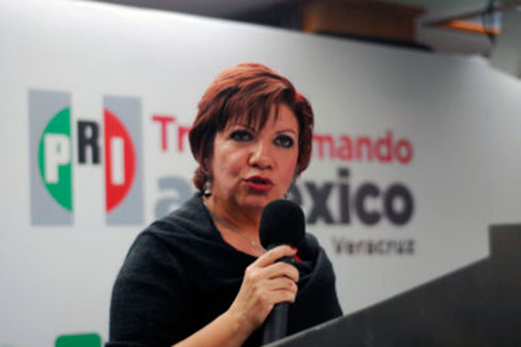 Detienen a Gina Domínguez ex vocera de Duarte