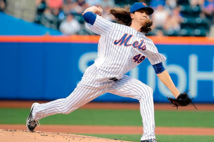 Los Mets ganan en casa; adiós maleficio