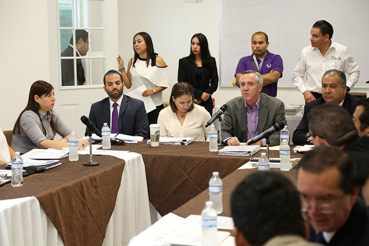 Entregan proyectos para ‘armar’ leyes Anticorrupción