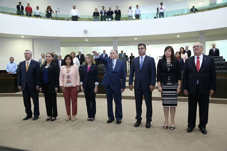 Urgen más federales, explicaciones después: Legisladores