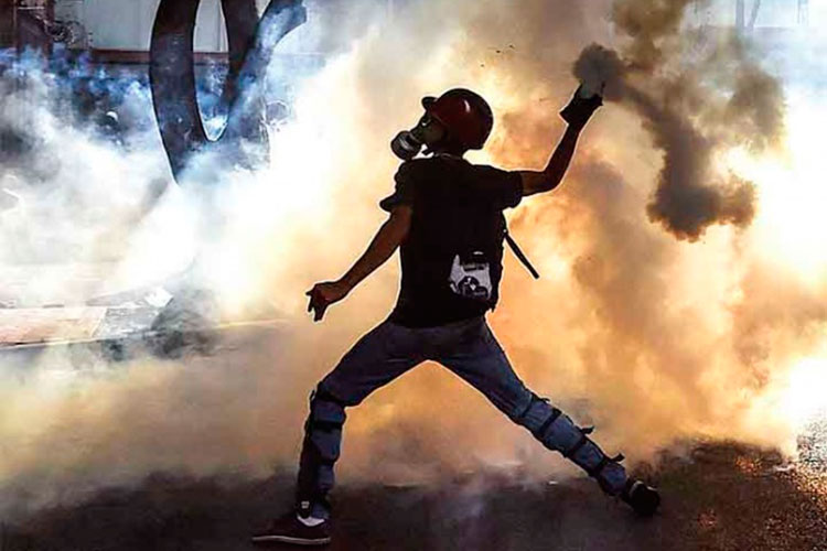 Los militares se defienden en Venezuela