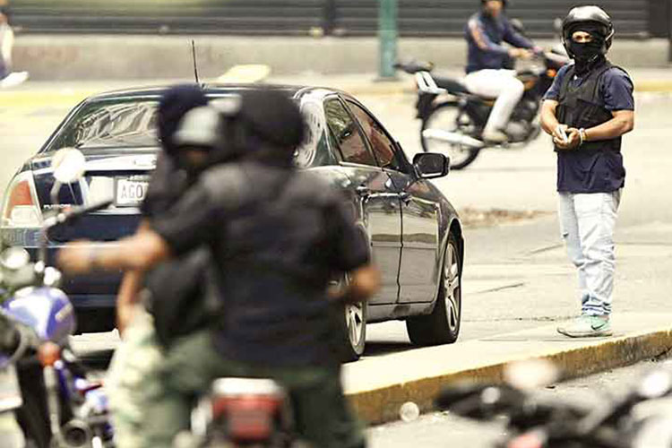 Líder opositor no ve probable el diálogo con gobierno venezolano