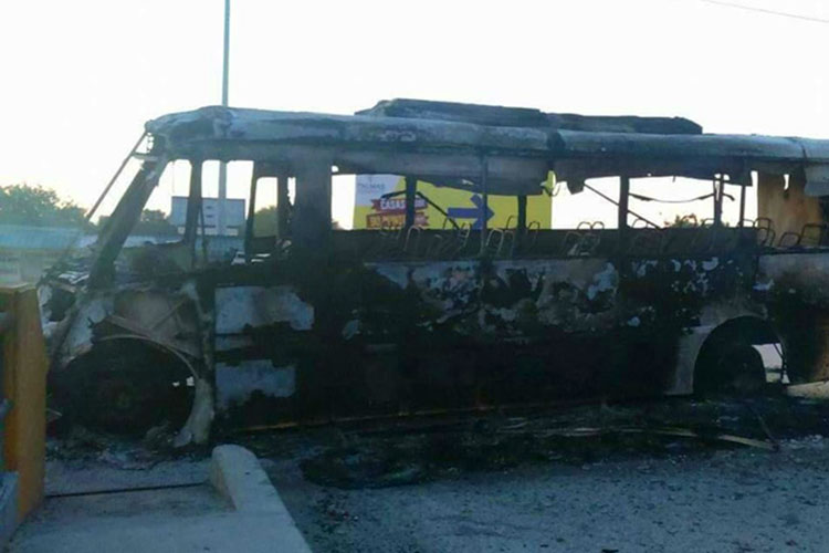 Amanece Reynosa con 10 narcobloqueos; Patrullajes continúan