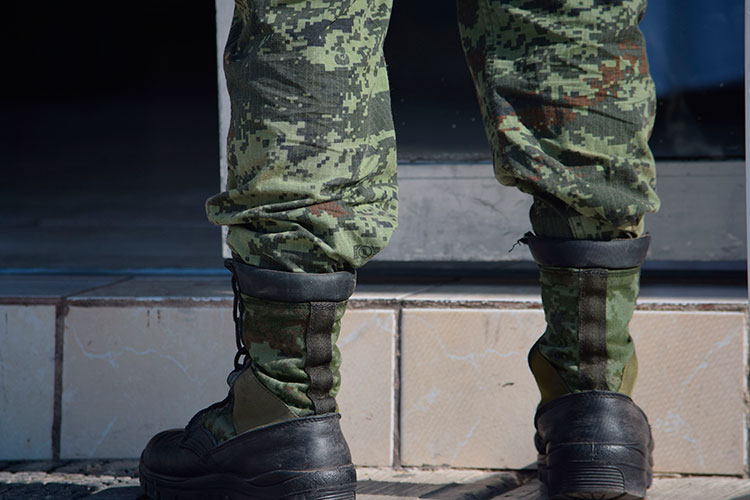 Nos duelen los caídos, pero seguimos en el frente: Ejército