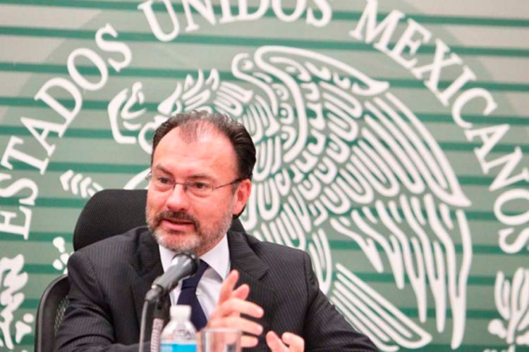 Videgaray irá EU para analizar acciones en favor de mexicanos