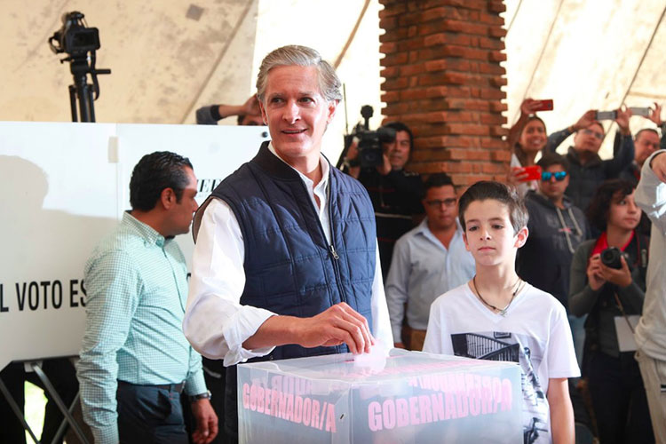 Del Mazo tiene ligera ventaja sobre Delfina Gómez: IEEM