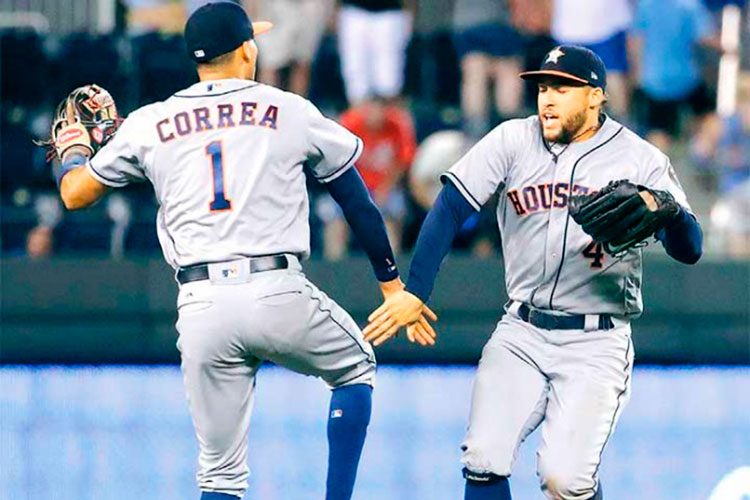 Houston ligó 11 triunfos y está a uno de su récord