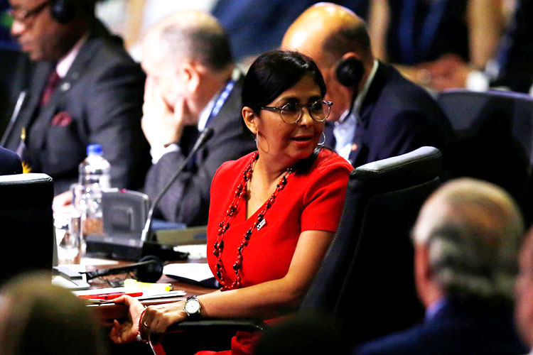 Venezuela responde a México en la OEA exigiendo justicia en caso Ayotzinapa