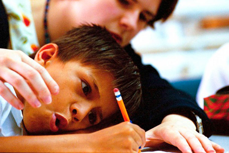 30% de alumnos son “niños problema”: regidora