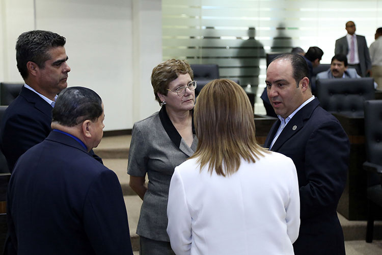 Aumentan sanciones contra servidores públicos