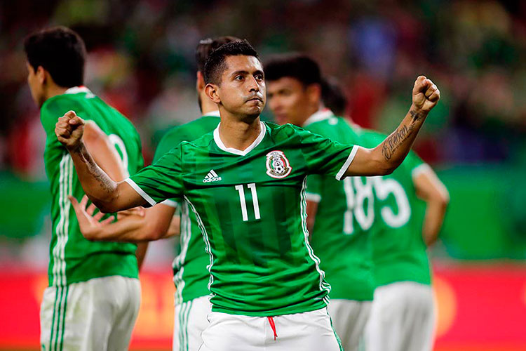 Un Tricolor sin brillo se impone a Ghana en amistoso