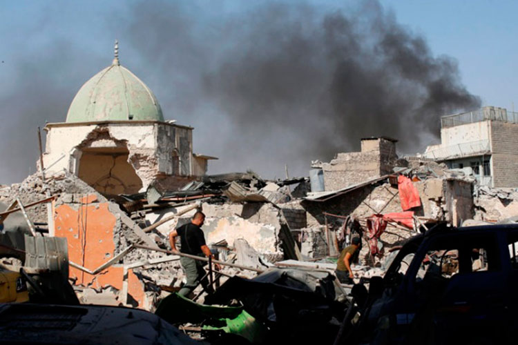 Irak anuncia fin de califato de ISIS tras capturar mezquita