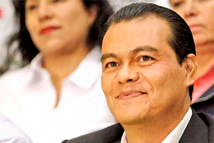Juan Zepeda rescata al PRD en el Edomex; admite derrota