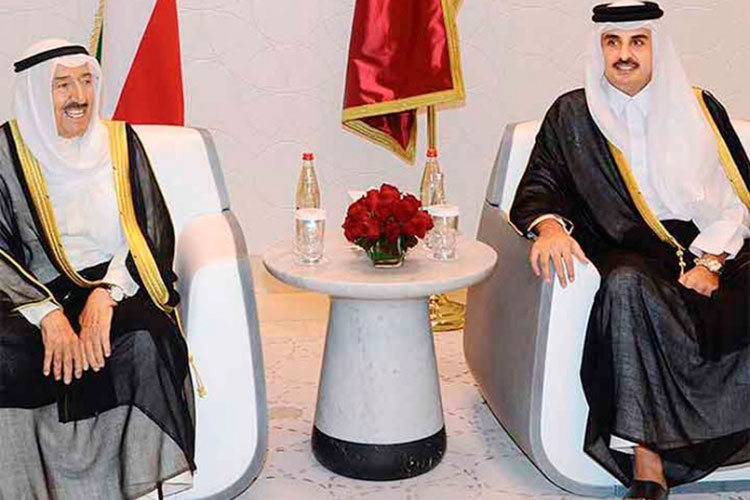 Qatar cede y acepta negociar; Irán envía alimentos