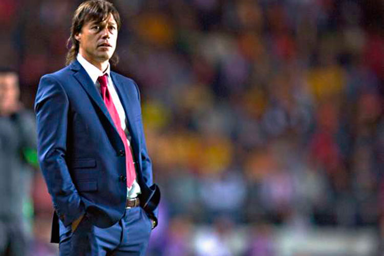 Chivas vuelve con las manos vacías