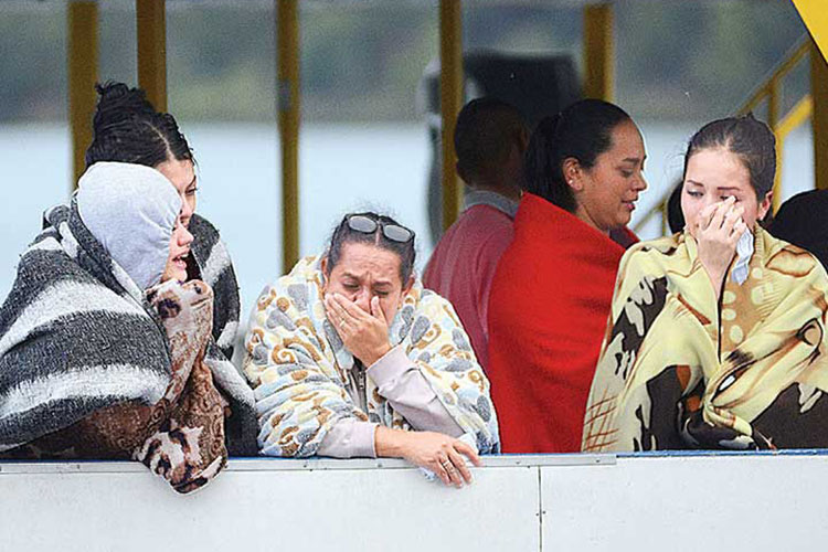 Colombia: 9 muertos y 28 desaparecidos; naufraga barco