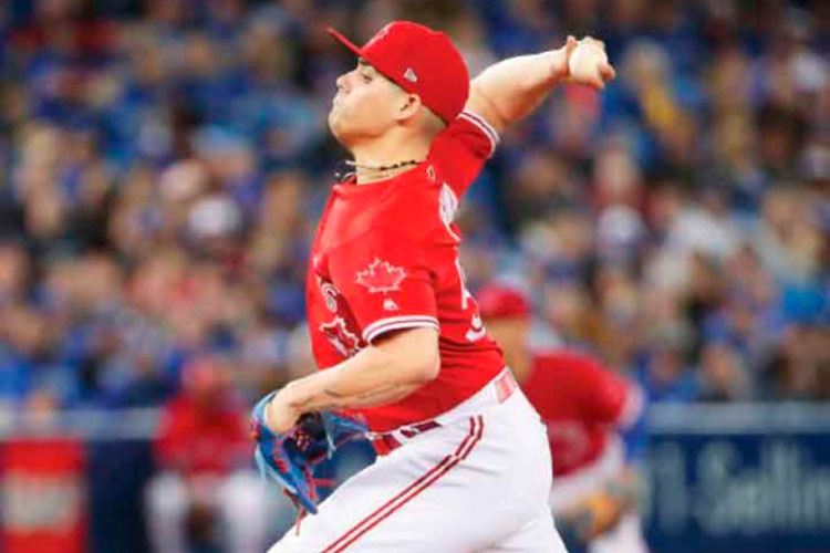 Roberto Osuna ponchó a tres Yanquis