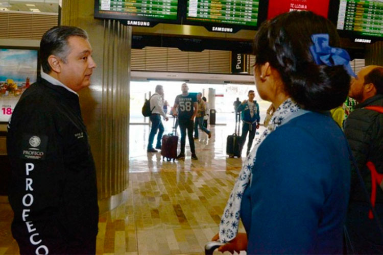 Profeco multa a 5 aerolíneas con 22.4 mdp por cobros indebidos