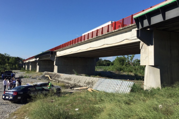 Colapsa viga del Purificación, hay tres heridos