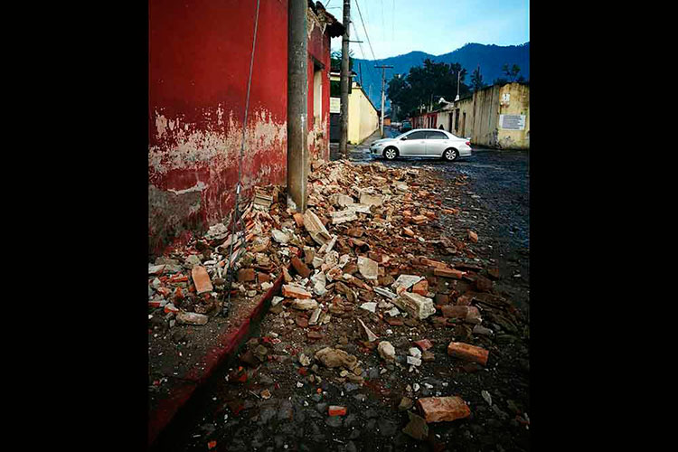 Fuerte sismo sacude Guatemala y El Salvador