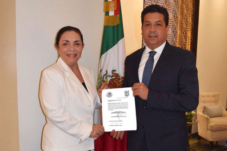 Designa Gobernador a Secretaria de Finanzas