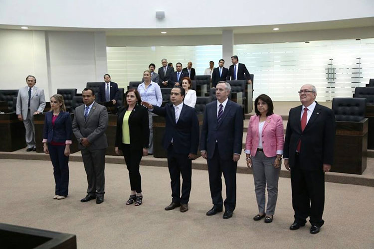 A los funcionarios los nombraré yo, asegura Fiscal Anticorrupción.