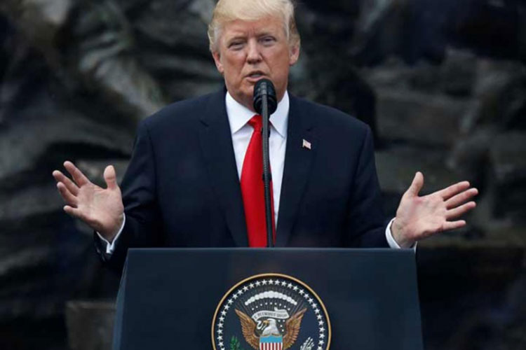 Trump amenaza a Venezuela con sanciones si forma Constituyente