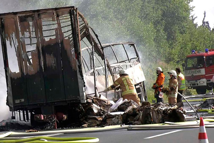 Accidente de tránsito en Alemania deja 18 muertos