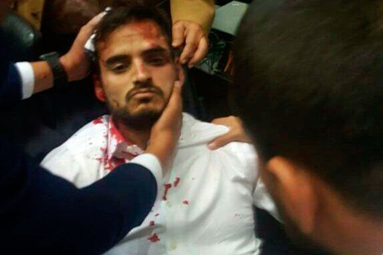 Asamblea Nacional de Venezuela es atacada por grupos violentos