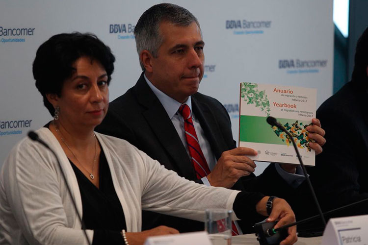 Bajaron 30% deportaciones en primer semestre: Bancomer