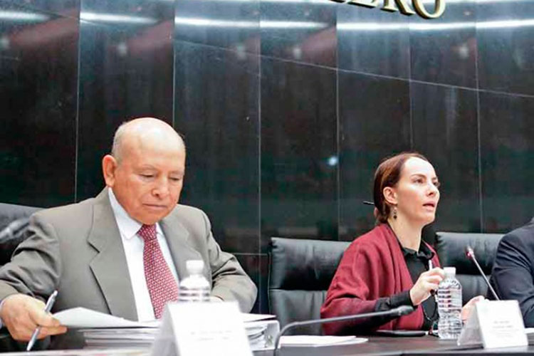 Senado incrementa 67% gasto en viajes