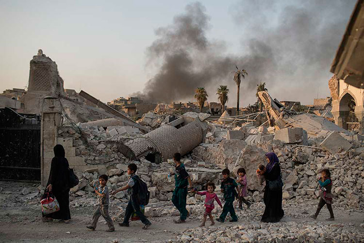 Primer ministro de Irak proclama victoria sobre el EI