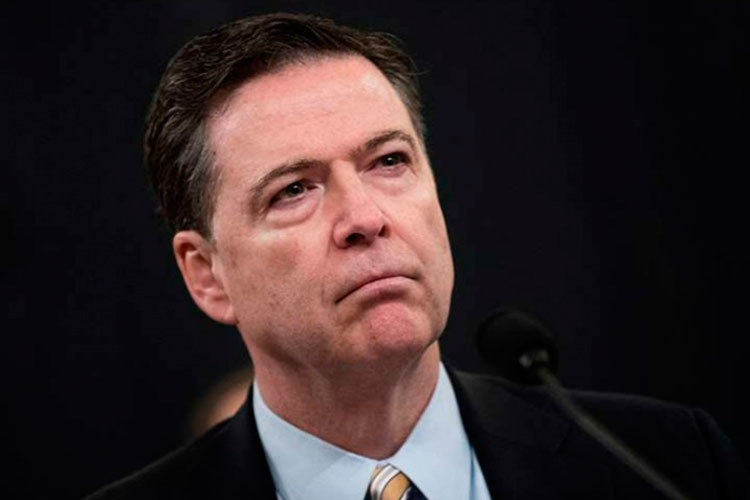 Trump arremete de nuevo contra James Comey