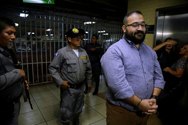 Javier Duarte acepta extradición