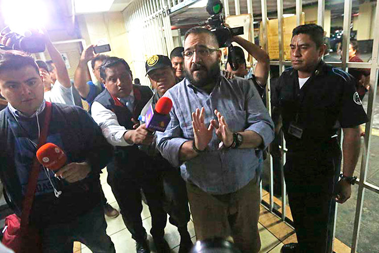 PGR presentó pruebas aportadas por DEA para extradición de Duarte