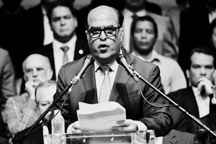 La oposición llama a plebiscito contra la Constituyente de Maduro