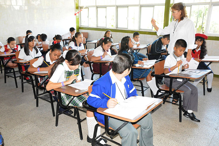 Déficit de maestros de inglés en  preescolar y primarias en Madero