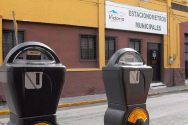 Definirán en agosto nuevo acuerdo con empresa de parquímetros