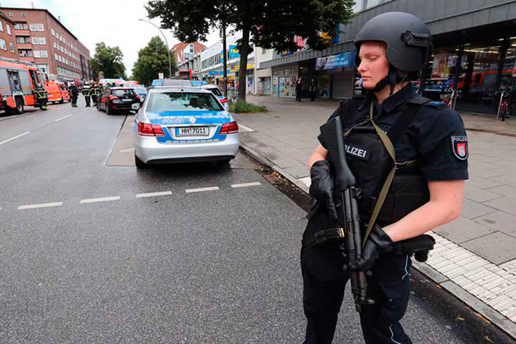 Deja un muerto y varios heridos ataque en súper de Alemania