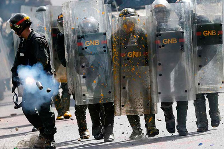 Más de 4 mil detenidos dejan protestas en Venezuela