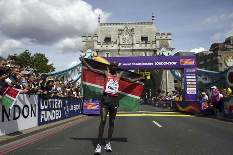 Geoffrey Kirui y Rose Chelimo son los nuevos reyes del maratón