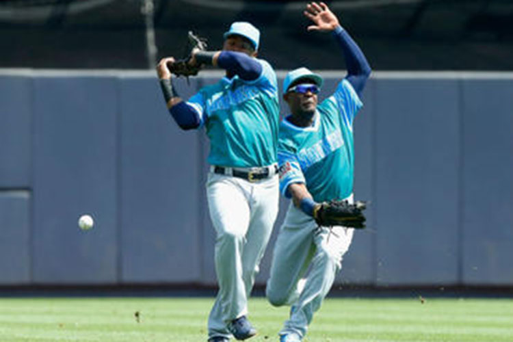 Cadena de errores en derrota de los Marineros