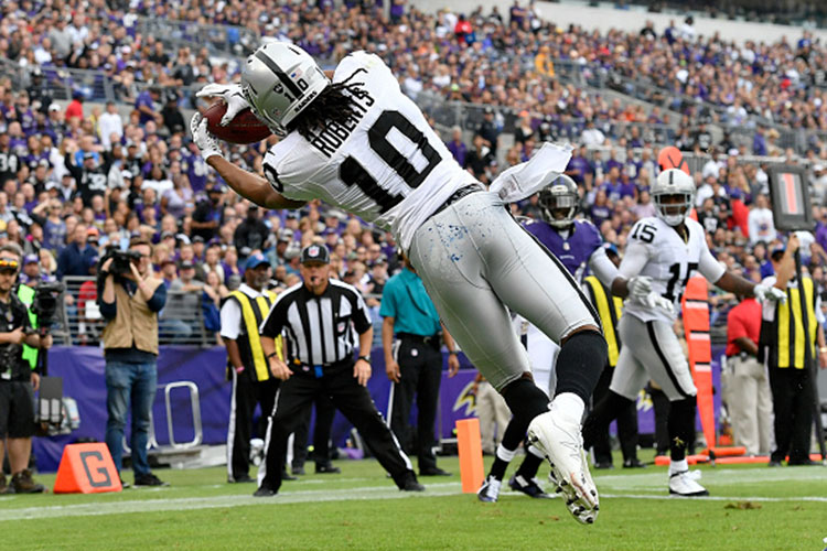 Seth Roberts amplía ciclo con Raiders