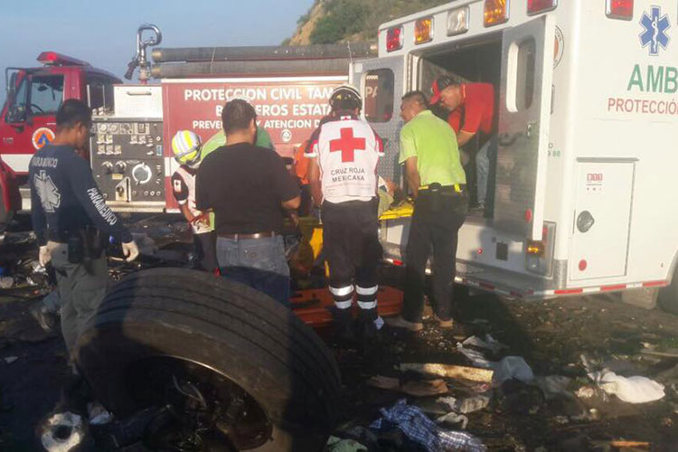 Aumenta a 11 los muertos del choque en Rumbo Nuevo